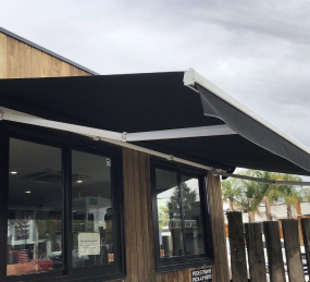 Modena-Folding-Arm-Awning-scaled